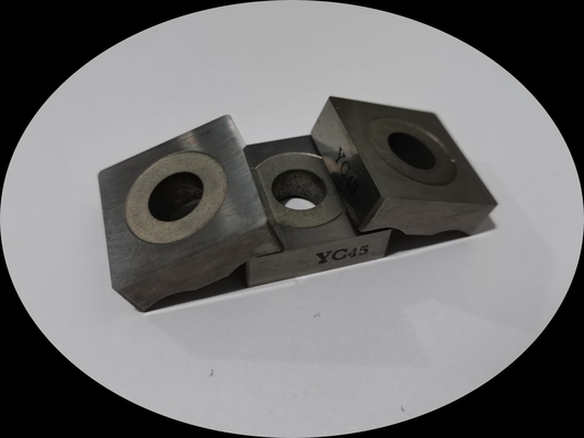 YC45 Carbide Mining Inserts ใบมีดตัด CNC สีเงินสำหรับเหล็กหล่อ