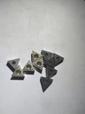 เม็ดมีด CNC Carbide Inserts แบบฝังเคลือบ PVD พร้อมรุ่นต่างๆ